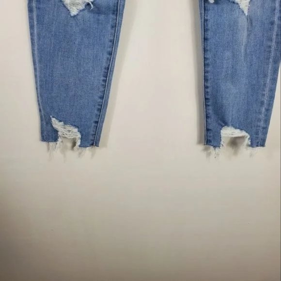 American Eagle Hi Rise Jegging Crop Womens Size 8 Short Light Wash Distressed - Picture 6 of 7